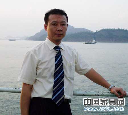 金鳳凰家具劉利：家具企業(yè)現(xiàn)在談上市為時(shí)過(guò)早