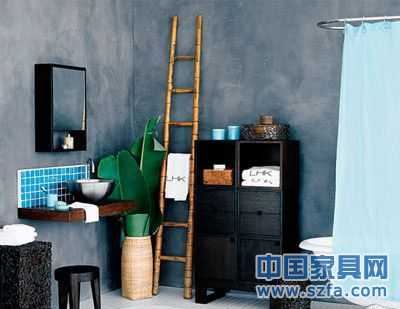 挑選浴室家具一定要關(guān)注細(xì)小部分的人性化設(shè)計(jì)，這才是選購家具成敗的關(guān)鍵因素