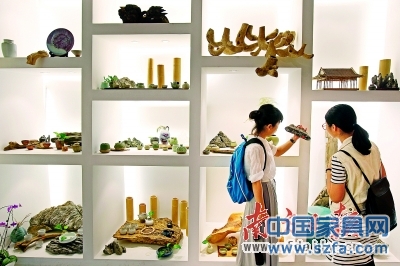 深圳原創(chuàng)設(shè)計(jì)家具挑戰(zhàn)設(shè)計(jì)眼界。