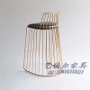 吧椅，金屬吧椅，時(shí)尚吧椅，設(shè)計(jì)師吧椅，藝德?tīng)柊梢? onmouseover=