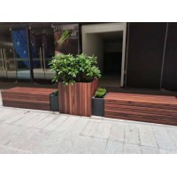 大連防腐木花箱、廠家定做、質(zhì)優(yōu)價低